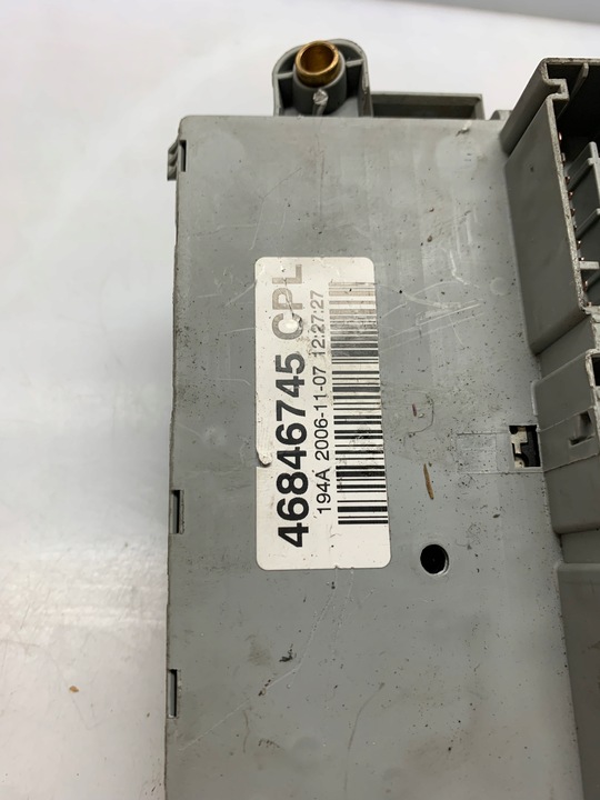 фото №8, Коробка блоків управління fca 46846745