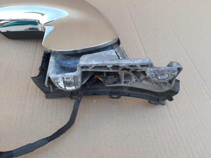 фото №8, Mercedes actros mp4 mp5 зеркало камера левая хром a9608101813