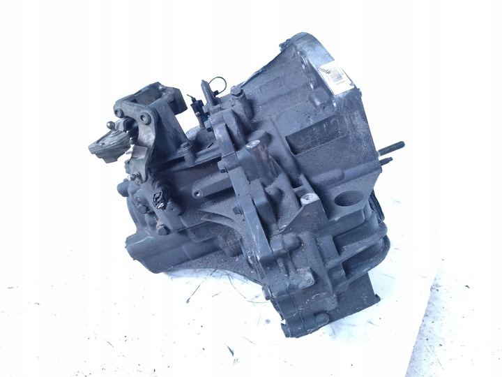 фото №11, Renault megane механічна 6-ступенева коробка передач коробки передач 1.9 dci дизель 8200370824