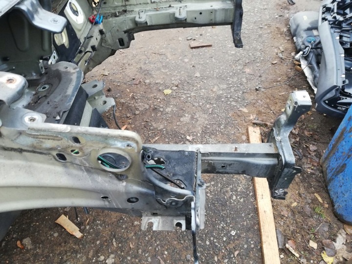 фото №2, Citroen c4 picasso ii четверть правые перед