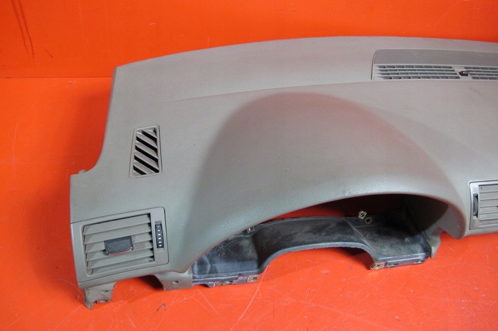 фото №9, Audi a4 b6 8e подушки подушка безопасности панель консоль капот серый ремни датчик kpl