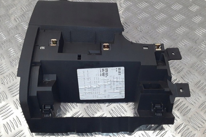 фото №8, Нижня планка декоративна панелі розподільчої vw