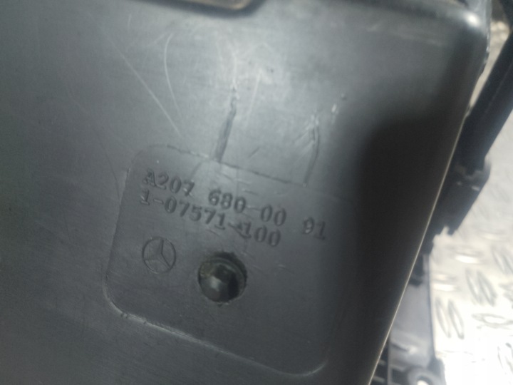 фото №7, Mercedes w207 купе 09-13 бардачок пасажира a2076800091