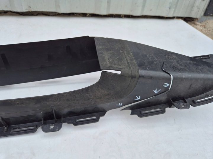 фото №14, Audi e-tron 14- впуск канал кермо повітря інтеркулер 4ke121286j