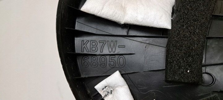 фото №8, Mazda cx-5 захист кришки багажника ліва kb7w68950