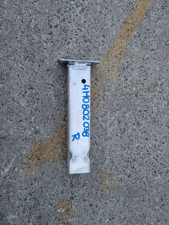 фото №1, Audi q7 4m0802038r лонжерон зона зминання