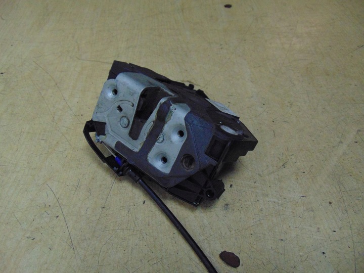 фото №8, Замок правий двері розсувні ford courier 2014-