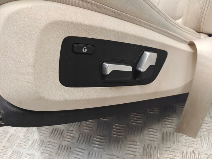 фото №6, Bmw g06 оббивка сидіння диван обшивки шкіра