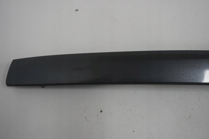 фото №10, Toyota yaris ii планка кришки багажника 1g3 сірий 76801-02250 nr.9 nr.10