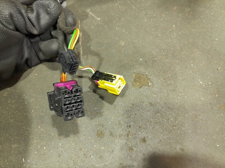 фото №13, Skoda kodiaq i 16- сидіння диван комплект