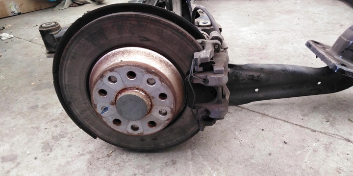 фото №8, Audi q3 83a подвешивание задние зад подрамник балка