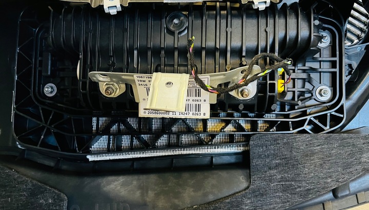 фото №8, Mercedes c-klasa w205 14r. панель консоль a2056800087