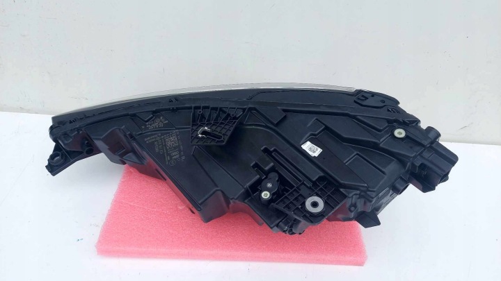 фото №10, Audi a3 8y 20- фара права перед передня повний led нова oem номер 3094