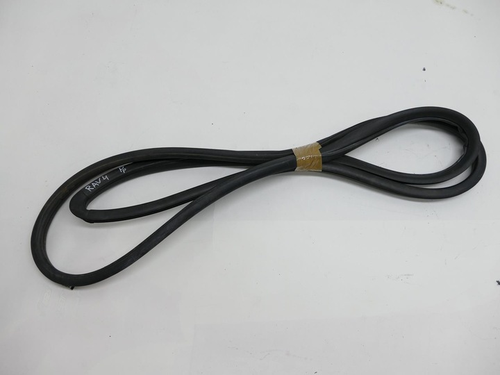 фото №1, Toyota rav4 ii рестайлинг прокладка дверь правые перед 5d