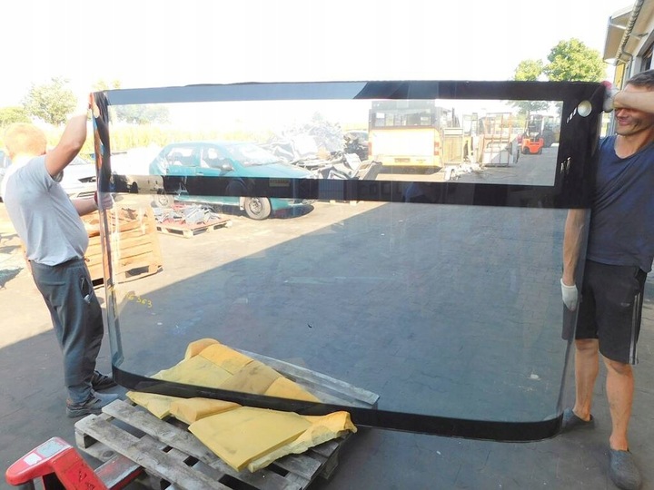 фото №4, Man ng 363 a23 360km автобус - скло передня