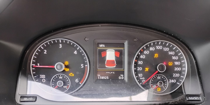 фото №11, Vw caddy iii 2k0 iv 2k5 04-20 захист ременя заднього зад маскувальна накладка 2k0864583
