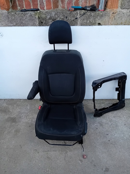 фото №1, Trafic iii сиденье водителя левый+ основание