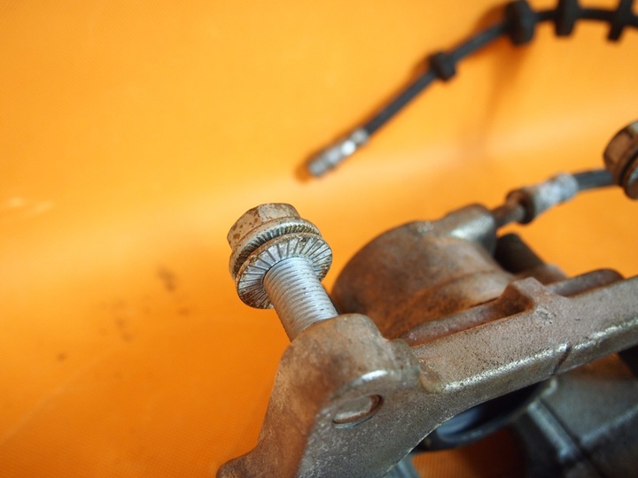 фото №8, Audi a5 8t супорт гальмівний перед 314mm лівий 18km 8k0615105ab / 8k0615123c