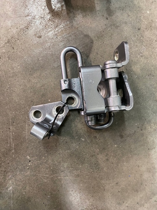 фото №1, Петли дверь левый зад golf vi