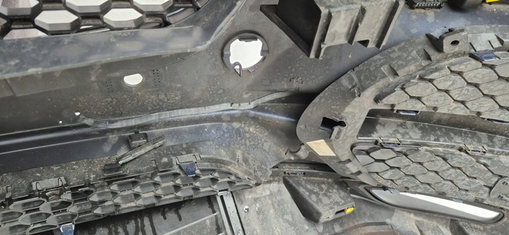 фото №14, Jaguar f-pace 15- бампер перед переднее spr pdc hk83-17f003-a