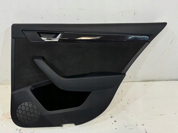 фото №1, Боковина дверь правый зад skoda superb iii 3v универсал, алькантара , карбон , led