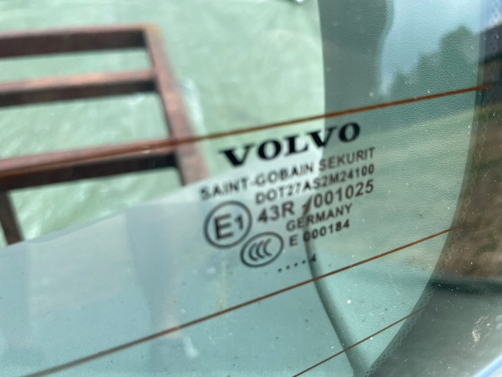 фото №6, Volvo v50 крышка багажника зад задняя 459-46 комплект