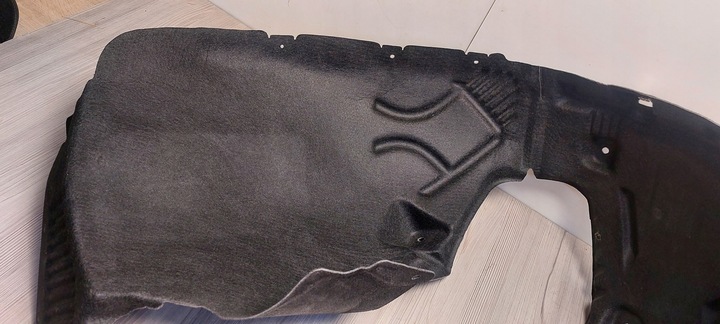 фото №7, Підкрилок праві перед porsche macan 95b809962