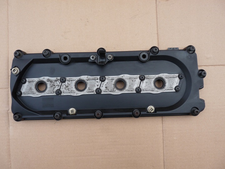 фото №8, Audi a8 d3 рестайлинг 4.2 tdi bvn крышка клапанов 057103470j