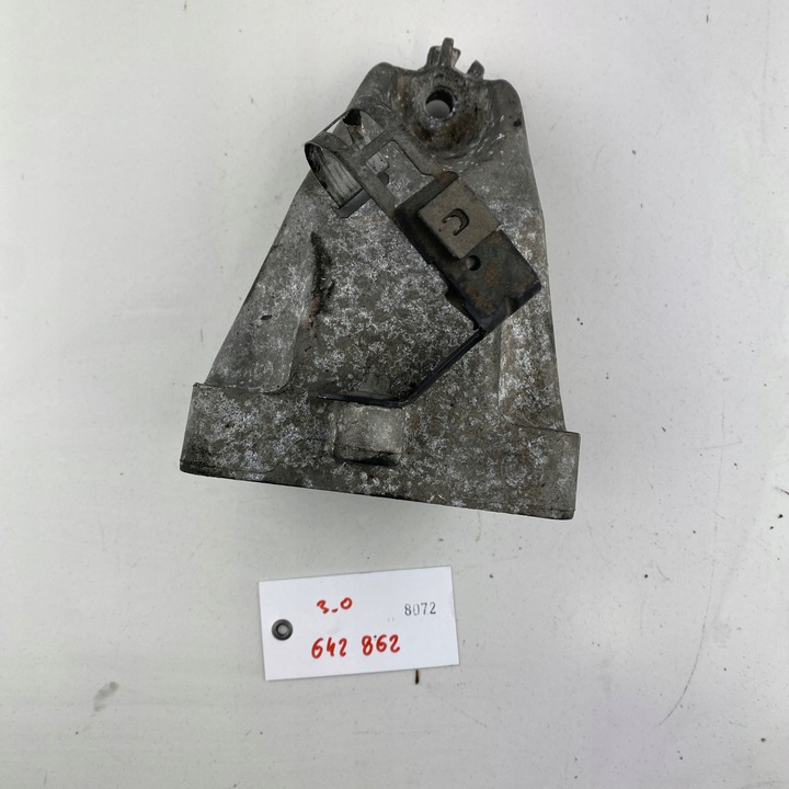 фото №8, Кронштейн лапи двигуна mercedes s v6 w211 w221 3.0 cdi bluetec