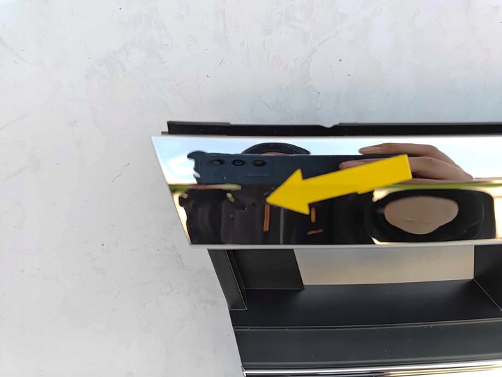 фото №8, Volkswagen touareg iii 18- решётка радиатора решётка бампера перед новая оригинальный номер 4157