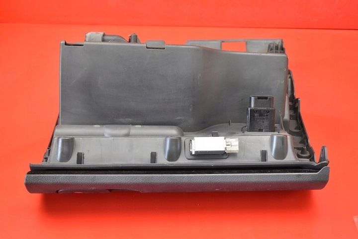 фото №7, Бардачок пасажира eu 5m1857097 vw golf 5 v plus 05-14