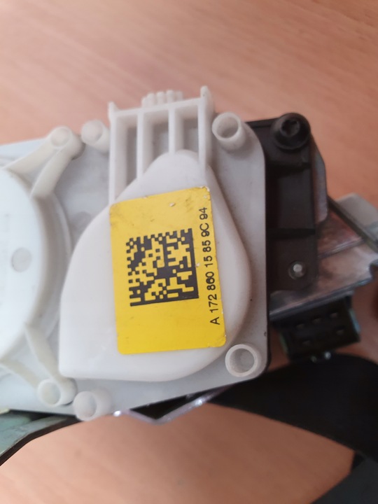 фото №12, Pas безопасности правый mercedes slk r172 11-16r slc slk