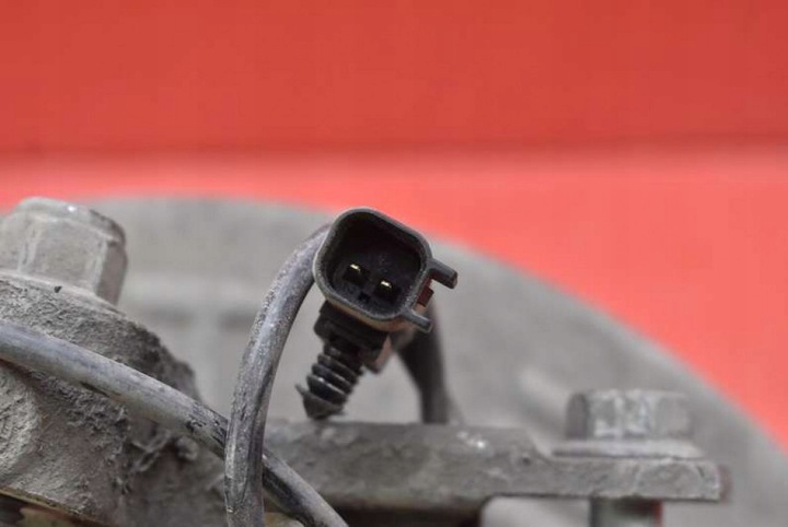 фото №8, Поворотный кулак ступица левая зад 6007023-00-b tesla модель s 306 km 12-20