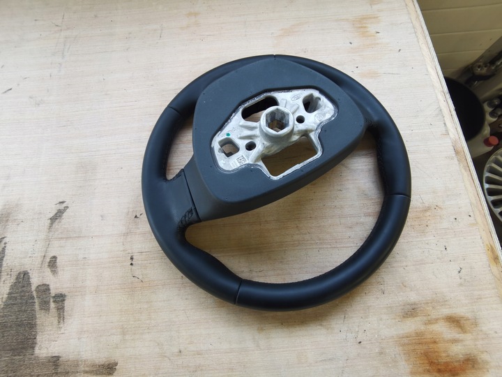 фото №13, Ford focus mk4 - руль мультифункция