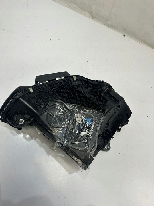 фото №5, Mercedes eqe 295 лампа передняя левая digital led a2959061901