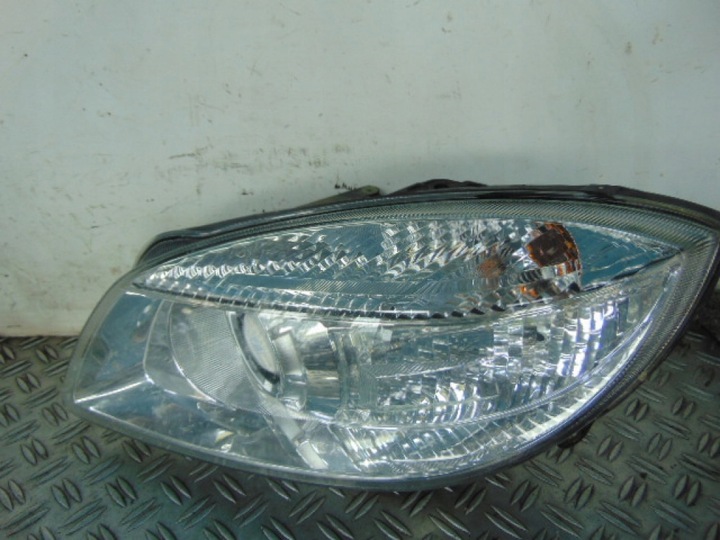 фото №1, Skoda fabia ii фара лівий - лампа передня права