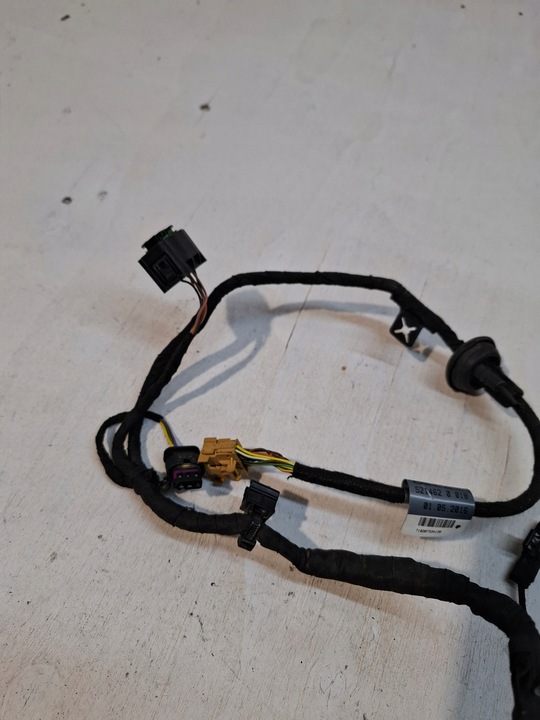 фото №8, Audi a4 b9 8w9 установка джгут paktroników pdc бампера зад