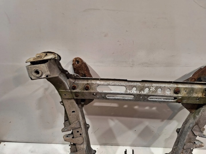 фото №5, Колыбель перед renault scenic rx4 99-