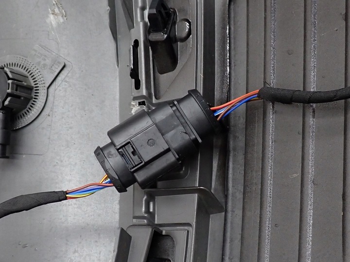 фото №12, Бампер зад задний комплектный оригинал pdc skoda fabia iv 4 fr 23r