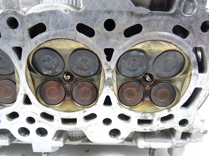 фото №11, Toyota corolla xii e21 1.8 гібрид головка двигуна 2zr-fxe