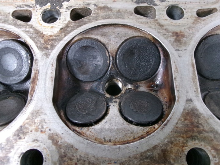 фото №8, Volvo s60 i 2.4 20v b5244s2 головка двигуна 1001837003