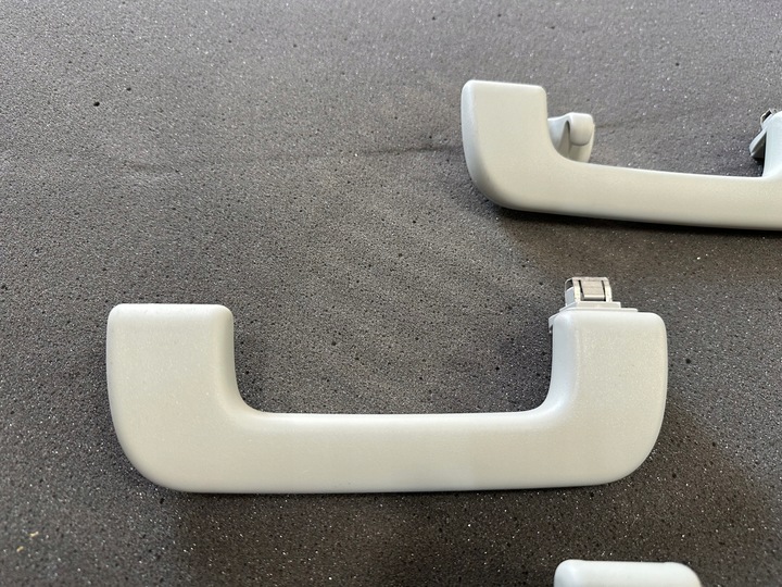 фото №6, Ручка держатель потолок a6 c8 идеальные комплект