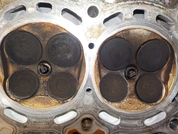 фото №12, Toyota avensis corolla 1.3 vvti головка двигателя 2nz