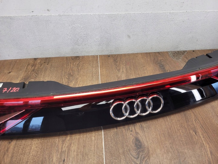 фото №7, Audi q8 2018 4m8945095t з задній лампи задні