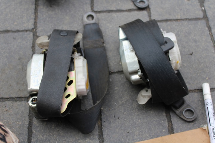 фото №11, Corolla verso ii pas ремені безпеки перед лівий правий комплект