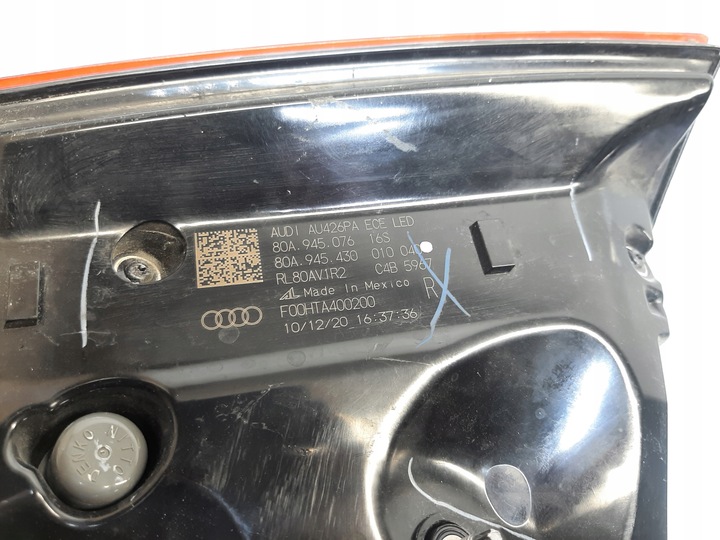 фото №13, Audi q5 2021- лампа лампы зад левая правая комплект 80a9450775 80a945076