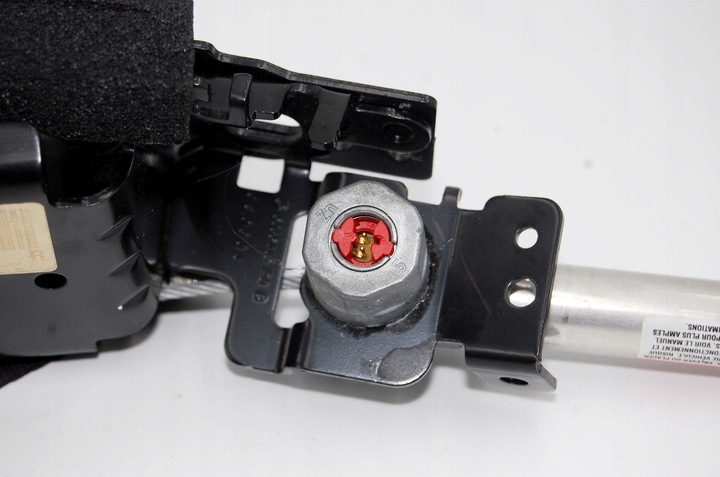 фото №12, Kpl ремней ремни pas безопасности левый + правые перед volvo c30 европа 06-10