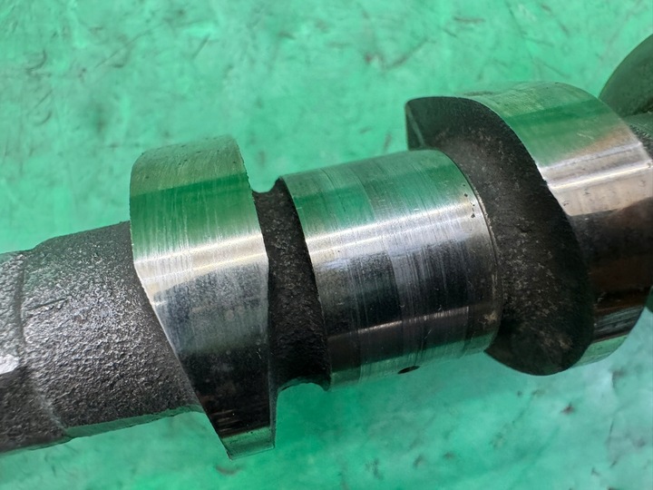 фото №8, Вал распределительный вал выпускной renault megane 3 iii 1.4 tce 08- 131km