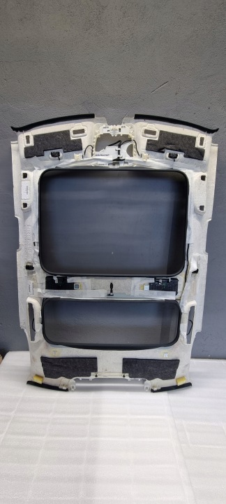 фото №12, Mercedes oem номер a2226906100 w222 потолок