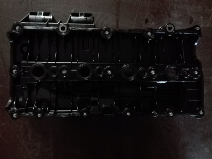 фото №10, Крышка клапанов volvo 2.0 d4 v90 ii v70 iii v60 ii оригинальный номер 32213460